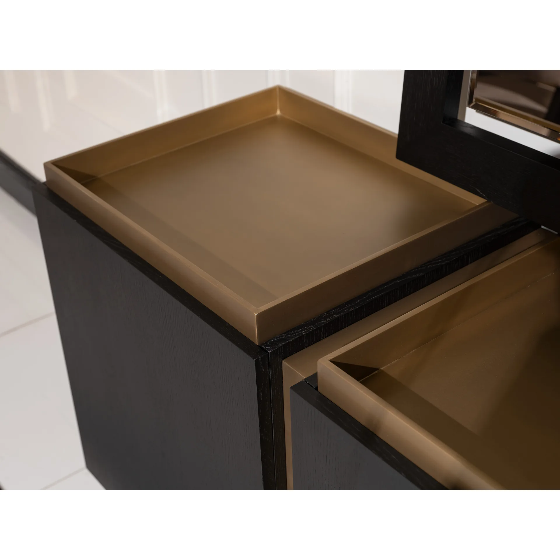 Patra-console 7 Patra-console 7